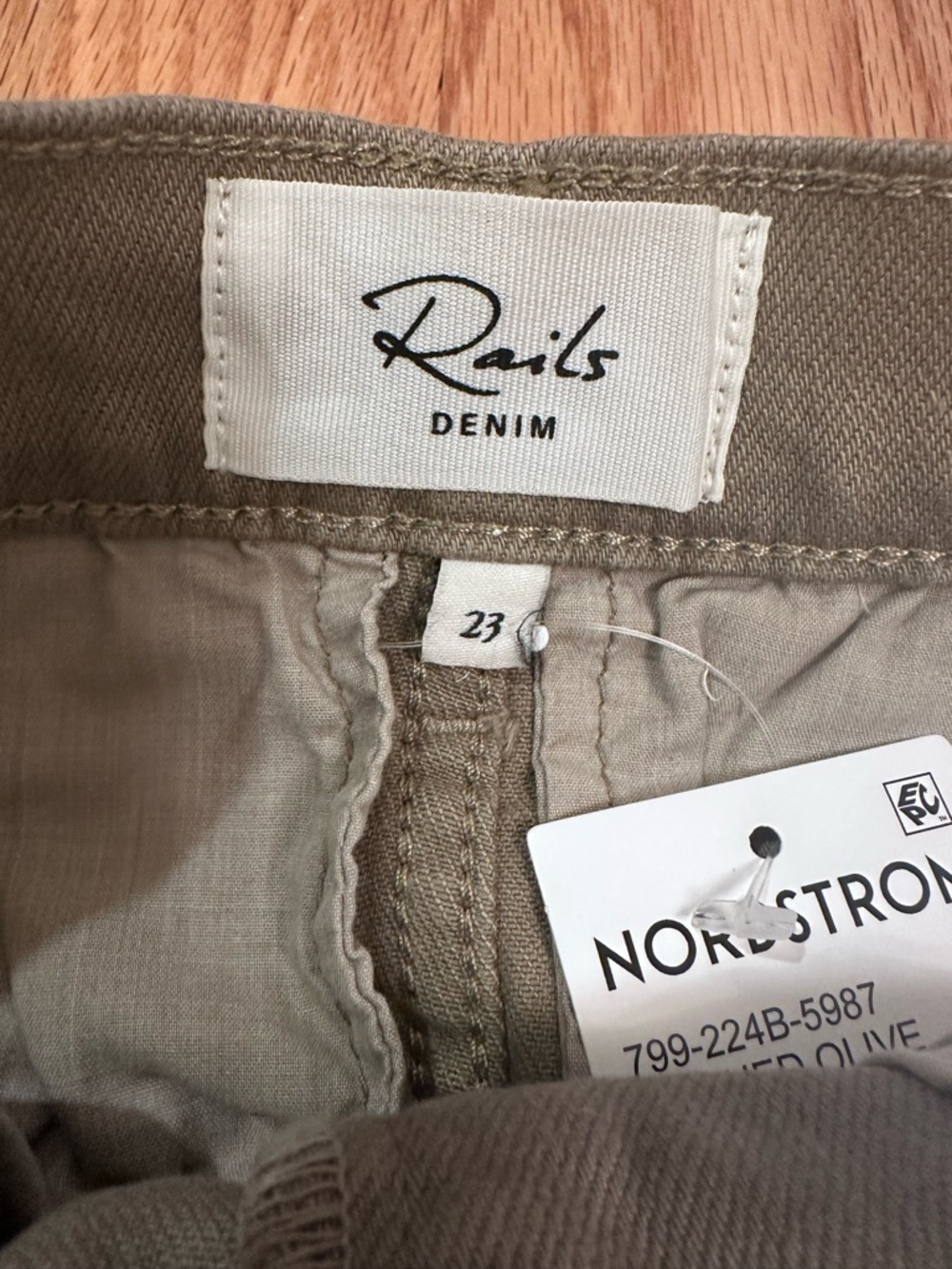 NWT Rails Laurel Stretch Cotton Cargo Skirt, Washed Olive, Size 23 - Picture 4 of 16